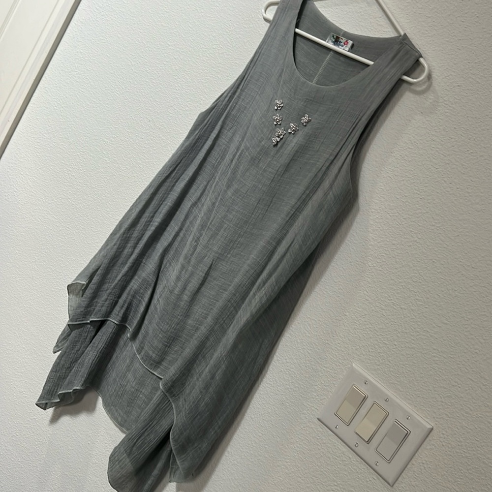 Women’s dress